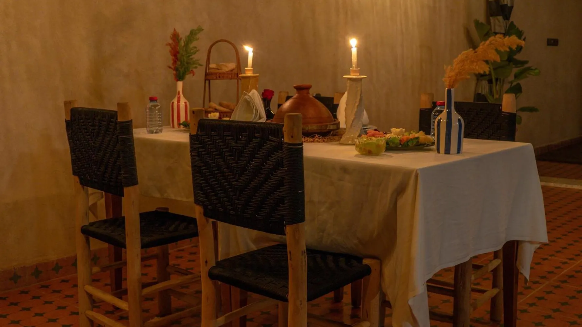 Appartement Deluxe Tislite Avec 3 Chambres Marrakesh Villa