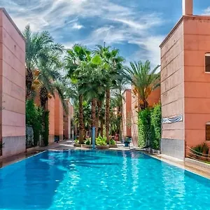 Amirkesh And Pool Guest house